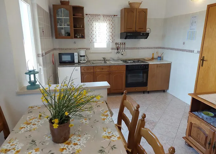 アパート Anamare Štivan